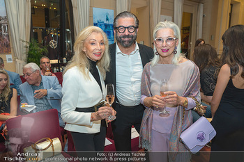 Atil Kutoglu Charity Fashion Show - Palais Hansen-Kempinski, Wien - Di 06.06.2023 - Elisabeth HIMMER-HIRNIGEL, Mauro John MALOBERTI, Martina FASSLAB42