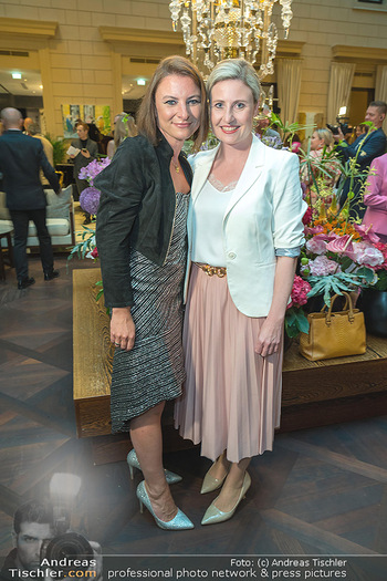 Atil Kutoglu Charity Fashion Show - Palais Hansen-Kempinski, Wien - Di 06.06.2023 - Katharina NEHAMMER, Susanne RAAB53