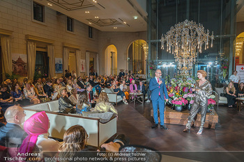 Atil Kutoglu Charity Fashion Show - Palais Hansen-Kempinski, Wien - Di 06.06.2023 - 86