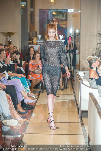 Atil Kutoglu Charity Fashion Show - Palais Hansen-Kempinski, Wien - Di 06.06.2023 - 136