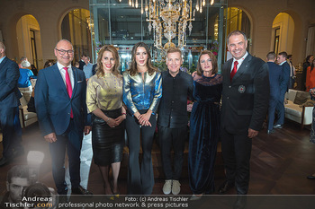 Atil Kutoglu Charity Fashion Show - Palais Hansen-Kempinski, Wien - Di 06.06.2023 - 199