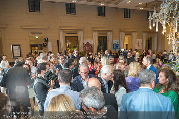 Atil Kutoglu Charity Fashion Show - Palais Hansen-Kempinski, Wien - Di 06.06.2023 - 225