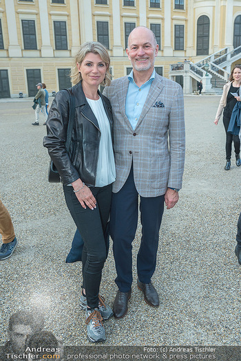 Sommernachtskonzert 2023 - Schönbrunner Schlosspark, Wien - Do 08.06.2023 - Christian LERNER mit Begleitung24