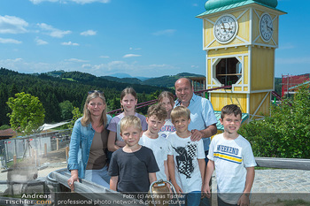 Neue Attraktion beim Eisgreissler - Eisgreissler, Krumbach - Di 13.06.2023 - Familie Andrea und Georg BLOCHBERGER mit Kindern (Neffen, Nichte11