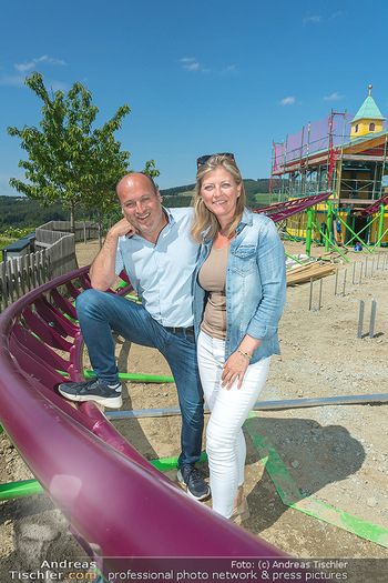 Neue Attraktion beim Eisgreissler - Eisgreissler, Krumbach - Di 13.06.2023 - Andrea und Georg BLOCHBERGER35