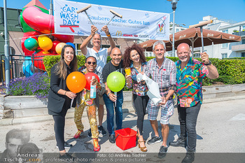 Kinderhilfe Carwash Day - McDonald´s Klosterneuburg - Fr 16.06.2023 - Gruppenfoto BANNIS STAMM RADLHER LUGNER KONSEL LUX SCHMITZ-ÖDEK21