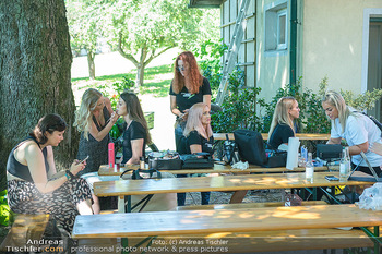 Jungbauernkalender Cover-Shooting - Bauernhof, St.Andrä-Wördern - Do 29.06.2023 - backstage, schminken, Visagisten, Styling, making-of4