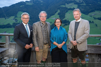 Weinverkostung - Böglalm, Alpbach - Do 31.08.2023 - Magnus BRUNNER, Yuriko BACKES, Christopher DREXLER, Gerald GERST37