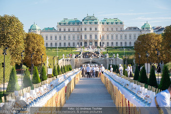 Fundraising Dinner - Belvedere, Wien - Di 05.09.2023 - feudales Dinner, lange Tafel, gedeckter Tisch, open air, Luxus, 5