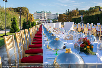 Fundraising Dinner - Belvedere, Wien - Di 05.09.2023 - feudales Dinner, lange Tafel, gedeckter Tisch, open air, Luxus, 9