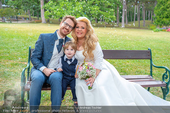 Hochzeit Susanna Hirschler - Kursalon Bad Vöslau - Fr 15.09.2023 - Susanna HIRSCHLER-WINKENS, Felix WINKENS, Sohn Gabriel269