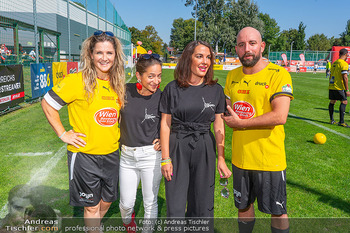 Band Fussball Cup Charity - Sportplatz SV Donau, Wien - So 17.09.2023 - Aida LOOS, Christopher SEILER, Lizz GÖRGL, Caroline ATHANASIADI18