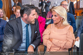 Leona König Ehrung - Künstlerhaus, Wien - Do 21.09.2023 - Clemens UNTERREINER, Kathrin ZIERHUT-KUNZ36