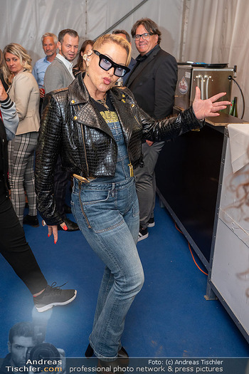 Starnacht - Wachau, Noe - Fr 22.09.2023 - ANASTACIA backstage94