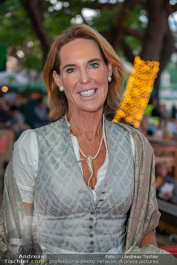 Sisi Kränzchen - Kaktus Alm, Kaiserwiesn Wien - Mo 25.09.2023 - Kathi STUMPF (Portrait)23