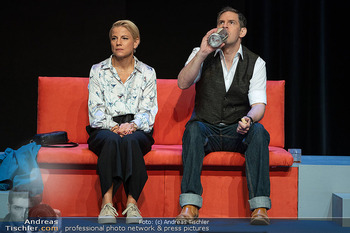 Bühnenfotos ´Kleine Eheverbrechen´ - Stadttheater Berndorf - Mi 27.09.2023 - 71