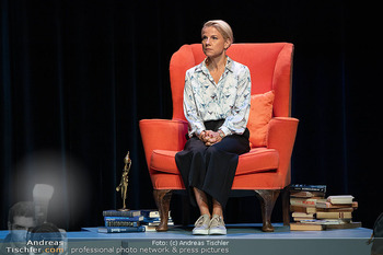 Bühnenfotos ´Kleine Eheverbrechen´ - Stadttheater Berndorf - Mi 27.09.2023 - Kristina SPRENGER (Bühnenfoto)81