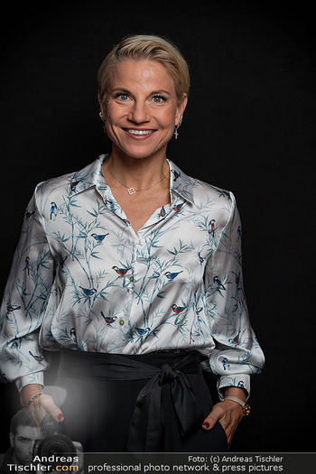 Bühnenfotos ´Kleine Eheverbrechen´ - Stadttheater Berndorf - Mi 27.09.2023 - Kristina SPRENGER (Portrait)119