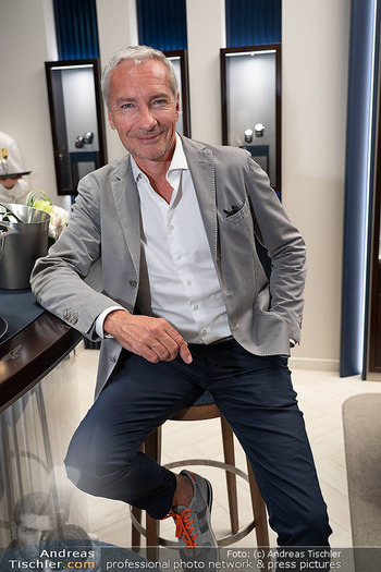 Store Opening - Longines Store, Wien - Do 28.09.2023 - Rainer PARIASEK (Portrait)74