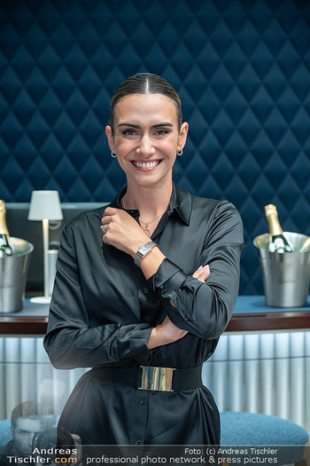 Store Opening - Longines Store, Wien - Do 28.09.2023 - Kimberly BUDINSKY (Portrait)113