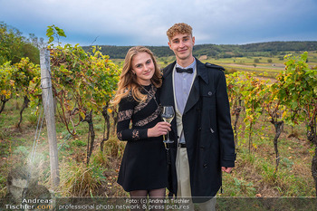 33 Jahre Weingut Hillinger - Weingut Hillinger, Jois - Di 17.10.2023 - Leo (Jack) HILLINGER jun. mit Schwester Vivian94