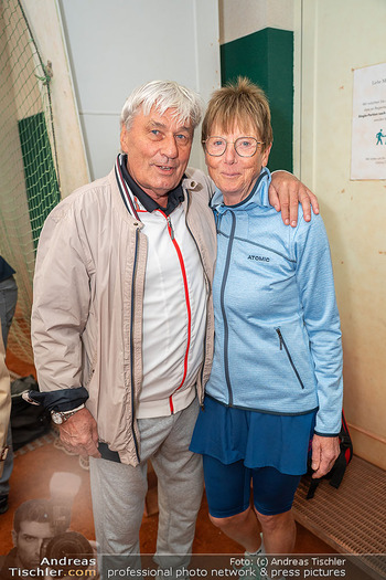 Rado Promis gegen Profis Tennis - Colony Tennisclub, Wien - So 22.10.2023 - Hans KARY, Annemarie MOSER-PRÖLL53