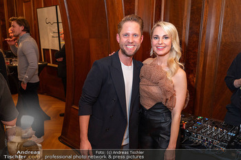 FJ Baur VIP Vernissage - Bucherer Salon, Wien - Mo 23.10.2023 - Silvia SCHNEIDERL, Markus FREISTÄTTER67