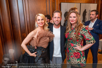 FJ Baur VIP Vernissage - Bucherer Salon, Wien - Mo 23.10.2023 - Markus FREISTÄTTER, Silvia SCHNEIDER, Niki OSL69