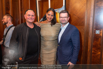 FJ Baur VIP Vernissage - Bucherer Salon, Wien - Mo 23.10.2023 - Devid STRIESOW, Cassandra STEEN, Marco BUSCHMANN100