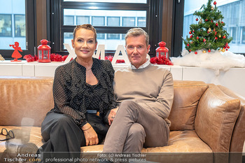 Jenny und John Jürgens Fototermin - SONY Music Wien - Di 21.11.2023 - Jenny und John (Johnny) JÜRGENS17