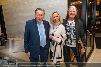 Buchpräsentation Clemens Trischler - Le Meridien, Wien - Mo 27.11.2023 - Richard LUGNER, Andrea und Hans KREUZMAYR (Waterloo)68