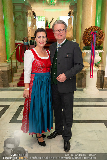 Steirerball - Hofburg, Wien - Fr 12.01.2024 - Christopher DREXLER, Iris MÜLLER-GUTTENBRUNN5