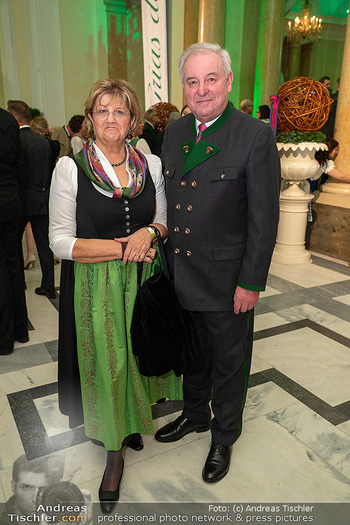 Steirerball - Hofburg, Wien - Fr 12.01.2024 - Hermann und Marianne SCHÜTZENHÖFER45