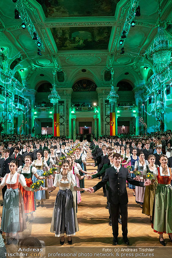 Jägerball  - Hofburg, Wien - Mo 29.01.2024 - Einzug der Debütanten, Tanzpaare, Tanzformation, Eröffnung202