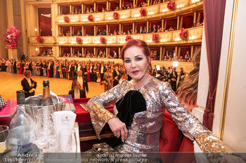 Opernball 2024 - Wiener Staatsoper - Do 08.02.2024 - Priscilla PRESLEY178