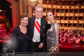 Opernball 2024 - Wiener Staatsoper - Do 08.02.2024 - Alexander VAN DER BELLEN, Doris SCHMIDAUER, Priscilla PRESLEY269