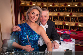 Opernball 2024 - Wiener Staatsoper - Do 08.02.2024 - Amra und Rainer DEISENHAMMER313