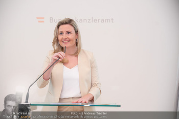 Verleihung silbernes Ehrenzeichen - Bundeskanzleramt, Wien - Di 19.03.2024 - Susanne RAAB40