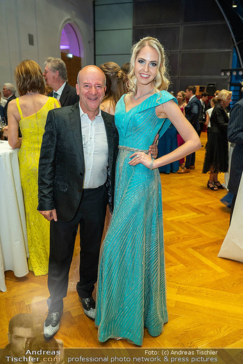 Dancer against Cancer Ball 2024 - Hofburg, Wien - Sa 13.04.2024 - Andy LEE LANG, Beatrice TURIN58