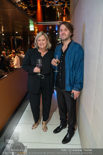 10-Jahresfeier - DC Tower, Wien - Do 18.04.2024 - Corinna MILBORN mit Ehemann Emanuel DANESCH97