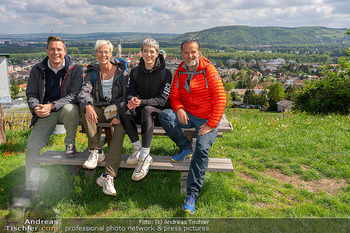 Walk for Future - Klosterneuburg - So 21.04.2024 - Lou-Ann, Thomas und Martina GLEISSENEBNER-TESKEY, Christoph KAUF69