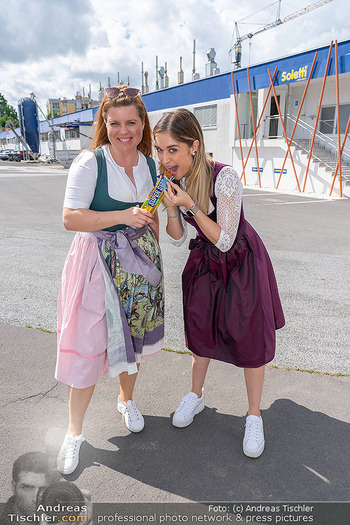 75 Jahre Soletti - Soletti Werk, Feldbach - Di 04.06.2024 - Simone KOPMAJER, Corinna KAMPER151