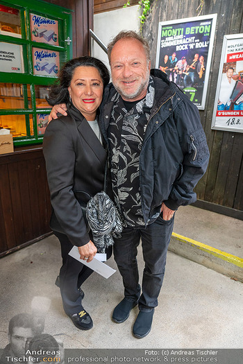 1000 Jahrefeier - Tschauner Bühne - Di 11.06.2024 - Reinhard NOWAK mit Ehefrau Arzu7