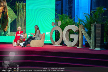 Cate Blanchett am ÖGNI Symposium - Hofburg, Wien - Do 17.10.2024 - Cate BLANCHETT (Kate), Mari LANG73