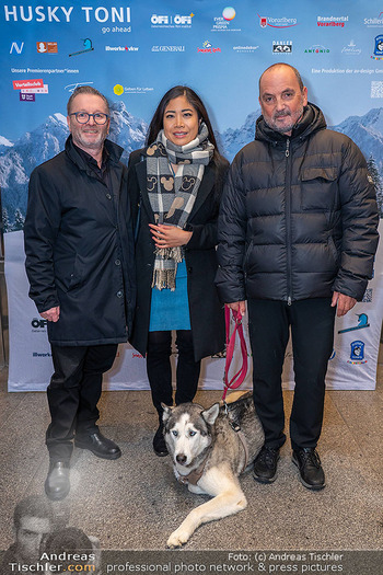 Kinopremiere ´Husky Toni´ - Gartenbaukino Wien - Mi 13.11.2024 - Ulrich GRIMM, Anton KUTTNER (Husky Toni), Vina WELAN19