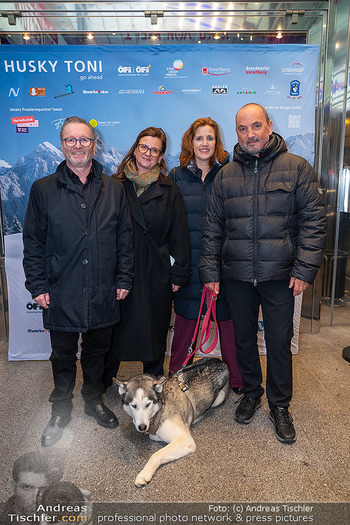 Kinopremiere ´Husky Toni´ - Gartenbaukino Wien - Mi 13.11.2024 - Ulrich GRIMM, Anton KUTTNER (Husky Toni)21