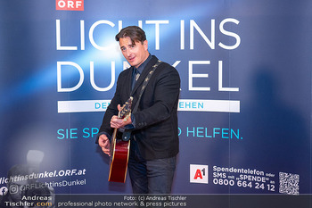 Licht ins Dunkel Gala - ORF Zentrum, Wien - Fr 15.11.2024 - Andreas GABALIER14