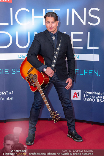 Licht ins Dunkel Gala - ORF Zentrum, Wien - Fr 15.11.2024 - Andreas GABALIER26