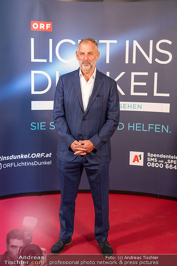 Licht ins Dunkel Gala - ORF Zentrum, Wien - Fr 15.11.2024 - Thomas MUSTER45