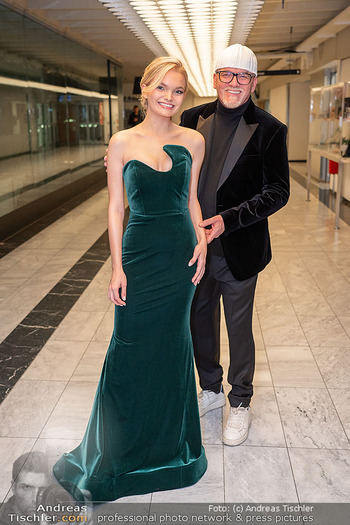 Licht ins Dunkel Gala - ORF Zentrum, Wien - Fr 15.11.2024 - Gery FRIEDLE DJ ÖTZI mit Tochter Lisa-Marie FRIEDLE158